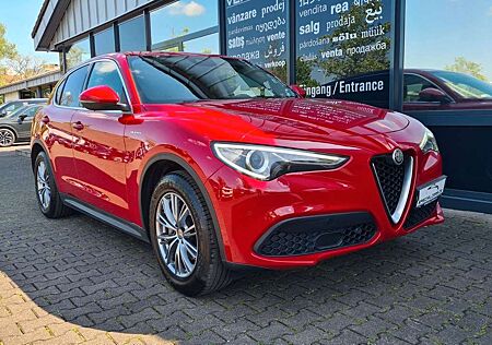 Alfa Romeo Stelvio Super Q4 2.2D - ASSISTS - LEDER -
