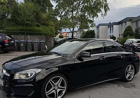 Mercedes-Benz CLA 180 7G-DCT AMG Line