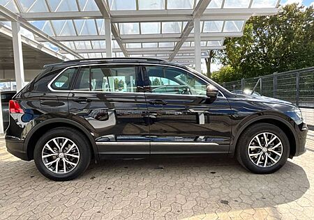 VW Tiguan Volkswagen *Navi*LED*AHK*HD-UP*Massage*ACC*Sitzhei