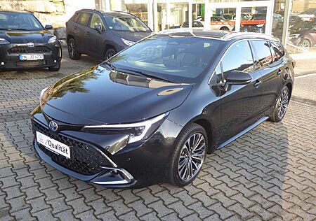 Toyota Corolla TS 2,0 l Hybrid Team D + Technik Paket