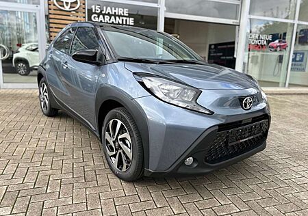 Toyota Aygo (X) 1,0l Teamplayer CVT ACC SHZ Kamera Spurhalteass. A