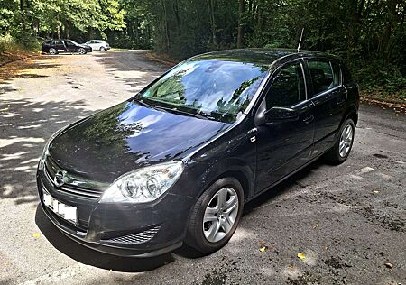 Opel Astra 5-Türer, Tempomat, Klima, BC, Ambientbel.