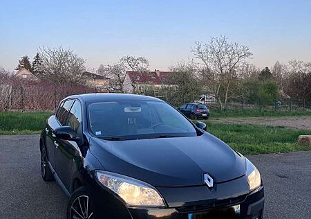 Renault Megane Mégane III dCi 130 FAP eco2 Bose Euro 5