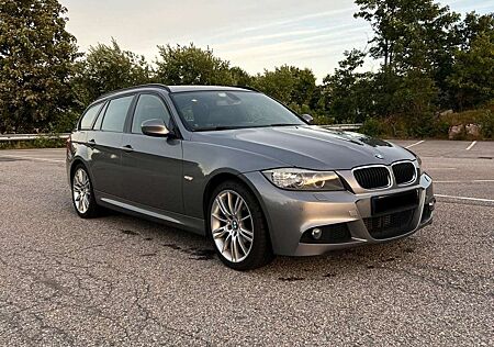 BMW 320d 320 xDrive DPF Touring Aut.