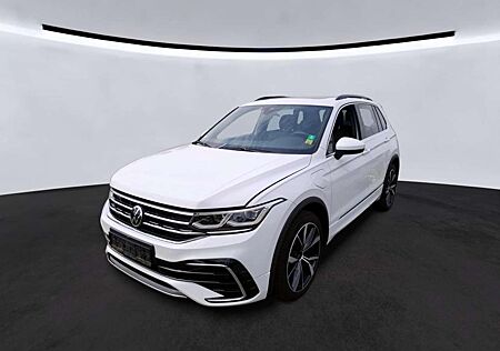VW Tiguan Volkswagen e-HYBRID R-LINE 20Z./ACC/PANO/360°/MATRIX