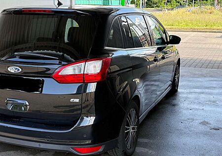 Ford C-Max mit 2 Jahre TÜV super Zustand