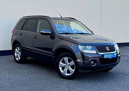 Suzuki Grand Vitara 2.4 VVT Comfort KLIMA 4x4 AHK 2. HD