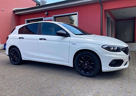 Fiat Tipo Street-Klima-Alu-DAB-PDC-6-Gang-Tüv-NEU-