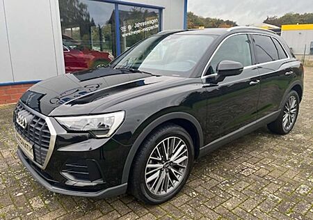 Audi Q3 35 TDI S tronic quattro Navi AHK ACC Standhzg