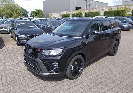SsangYong Tivoli Grand Blackline 1.5T Navi LED Alu18" Sitzh. Kamera