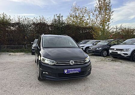 VW Touran Volkswagen 1.6 TDI SCR BlueMotion 7-SITZER+LED+NAVI+1HAND