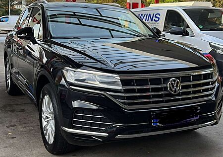 VW Touareg Volkswagen 3.0 V6 TDI 4Motion DPF Aut. Elegance