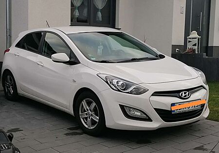 Hyundai i30 1.4 Fifa World Cup Edition