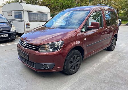 VW Caddy Volkswagen 1,6TDI Euro 5 KlimatrPDC tel.01708044052