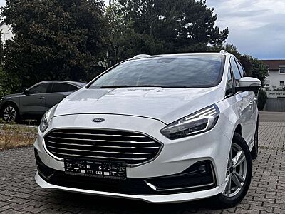 Ford S-Max 2.0 S- Max TITANIUM