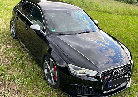 Audi RS3 Sportback S tronic