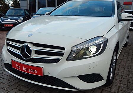 Mercedes-Benz A 180 BlueEfficiency NAVIGATION BI-XENON PARKASS.