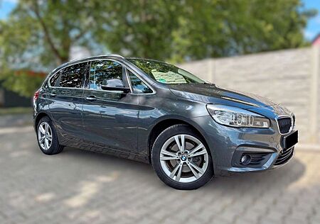 BMW 220 i Advantage Active Tourer / AHK 1.HD RENTNER