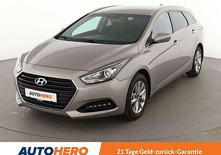 Hyundai i40 2.0 GDI Trend Aut.*NAVI*TEMPO*CAM*PDC*