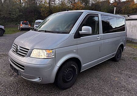 VW T5 Transporter Volkswagen Bus Multivan 4Motion