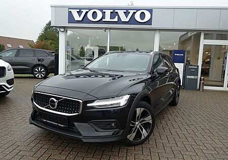 Volvo V60 CC V60 Cross Country V60 B4 Diesel Cross Country Plus/AHK/Kamera/BLIS