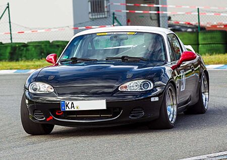 Mazda MX-5 1.9i 16V