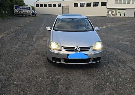 VW Golf Volkswagen 1.6 FSI AutomatikTrendline