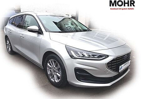 Ford Focus Titanium X Autom Navi LED DigCocpit DAB ^Cam Tempo