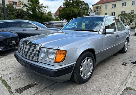 Mercedes-Benz E 230 Limousine W124 +KLIMA+LEDER+SAMMLER+AHK