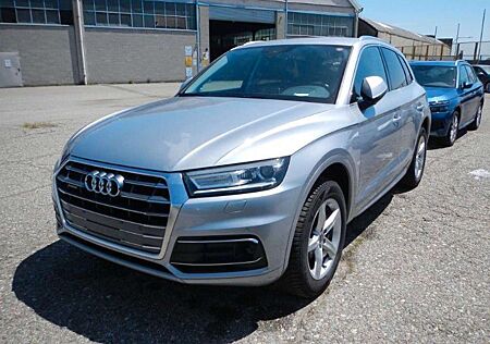 Audi Q5 40 TDI quattro sport 2.0TDI DSG Navi Virtual