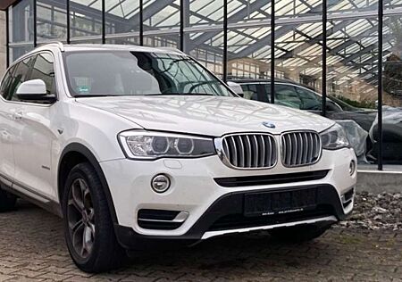 BMW X3 xDrive30d xLine Panorama Leder Allrad TÜV neu