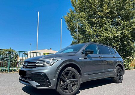 VW Tiguan Allspace Volkswagen 2.0 TDI SCR 4Motion DSG R-Line