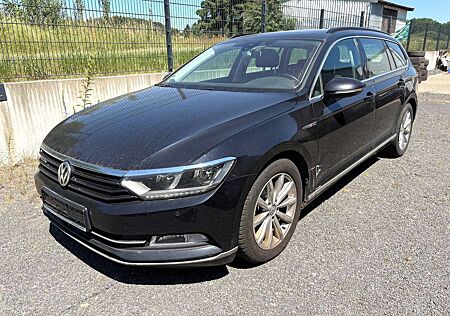 VW Passat Variant Volkswagen 2.0 TDI DSG 4MOTION PANO LED ACC