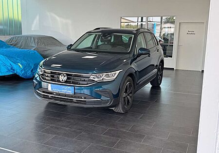 VW Tiguan Volkswagen Life, Klimaa, Navi, LED, PDC, Kamera, Alu, DAB AHK