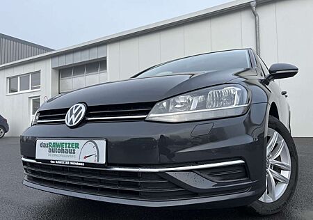 VW Golf Volkswagen 1.6 TDI Comfortline Navi ACC SHZ PDC Klima