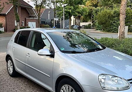 VW Golf Volkswagen 1.6 FSI Goal