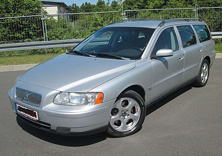 Volvo V70 2.4D Kinetic 93kW TÜV&AU + Inspektion Neu