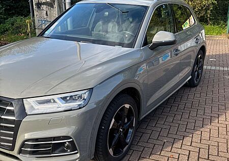 Audi Q5 55 TFSI e quattro S tronic