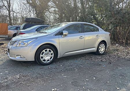 Toyota Avensis 1.8 Benzin 27 000 km