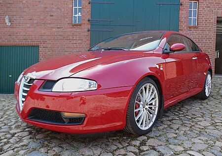 Alfa Romeo GT 3.2 V6 24V Distinctive
