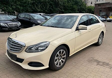 Mercedes-Benz E 200 BlueTEC 7G-TRONIC