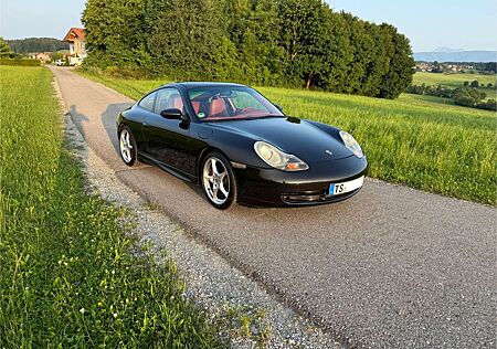 Porsche 996 911 Carrera