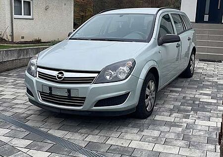 Opel Astra 1.4 Caravan Edition, AHK, KLIMA, 8 Fach Bereifung