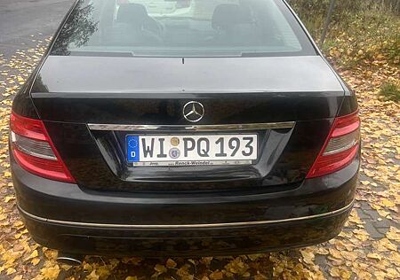 Mercedes-Benz 200