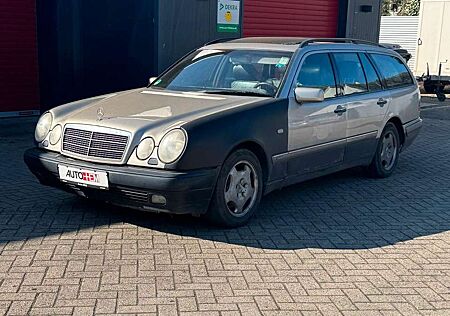Mercedes-Benz E 430 w210 V8 Automatik AHK Memory Tüv 07/2025
