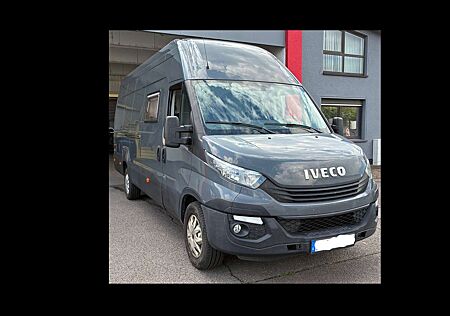 IVECO Daily 35 S 15 D