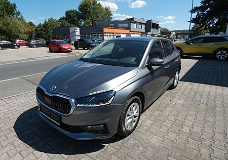 Skoda Fabia Style1.0TSI DSG Full LED PDC Alu SHZ Kessy