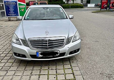 Mercedes-Benz E 220 CDI BlueEfficiency (212.002)