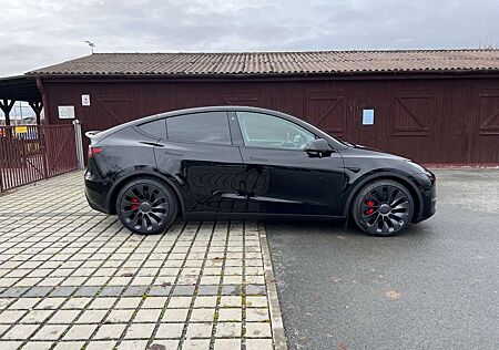 Tesla Model Y PERFORMANCE - schw./schw. - 1 Hd. - Super Zustand!