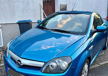 Opel Tigra Twin Top Cabrio